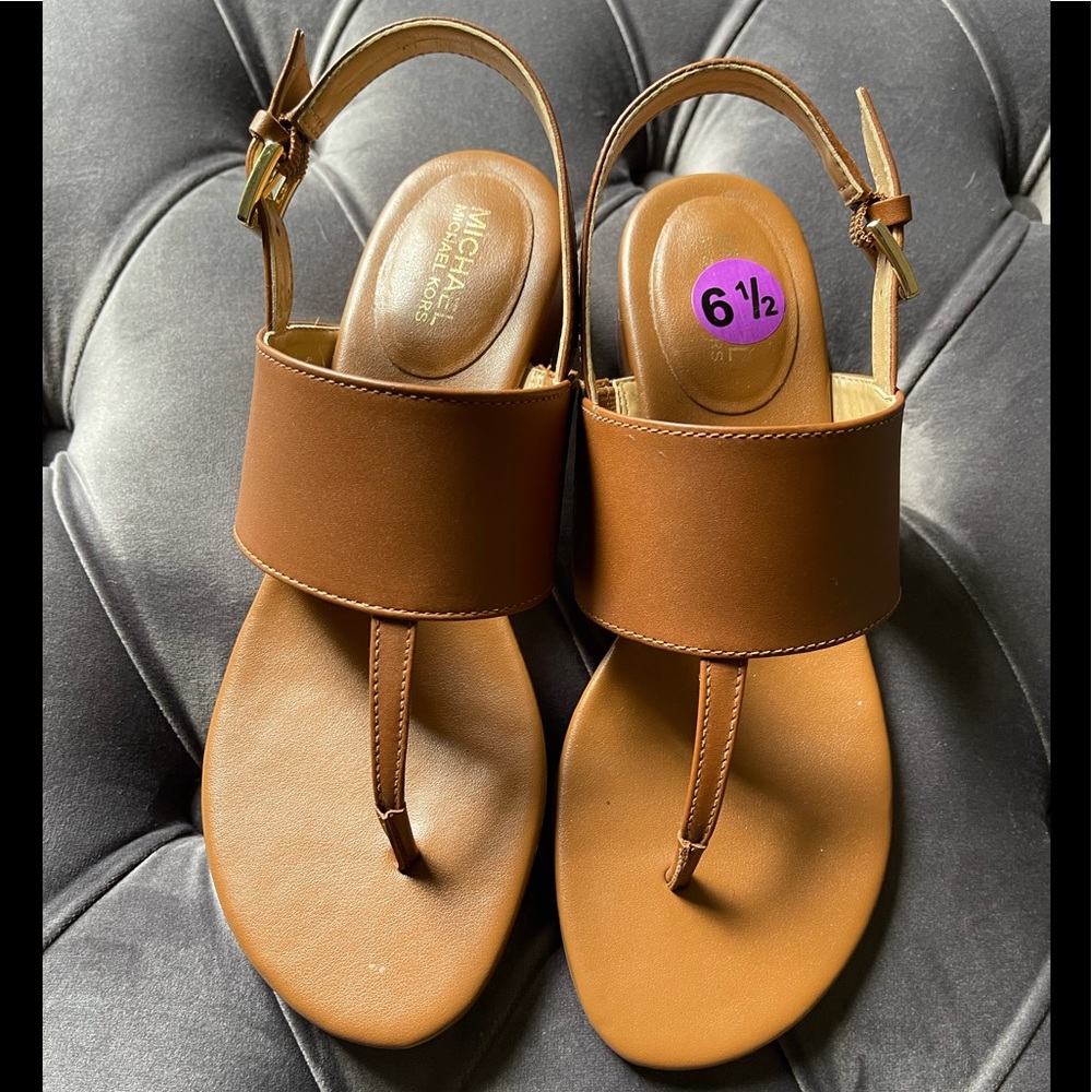 Michael Kors leather thong sandal with heel.
